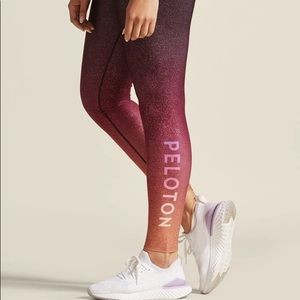 PELOTON SUNRISE FADE HW LEGGING by
WITH